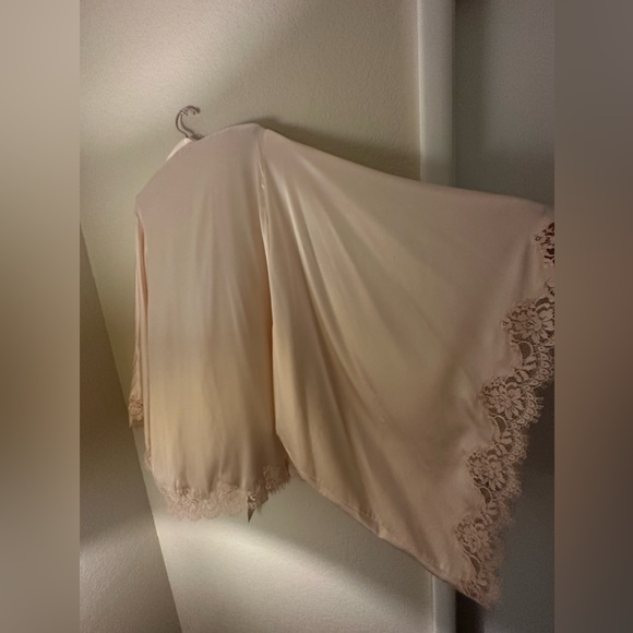 Agent Provacature pink silk camisole nightgown and robe SET!! - Picture 7 of 8